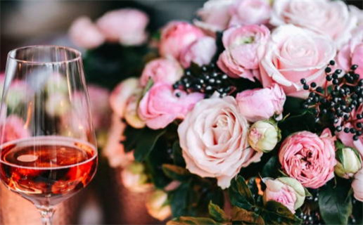 1988年属龙命是什么揭秘你的命运与性格特征