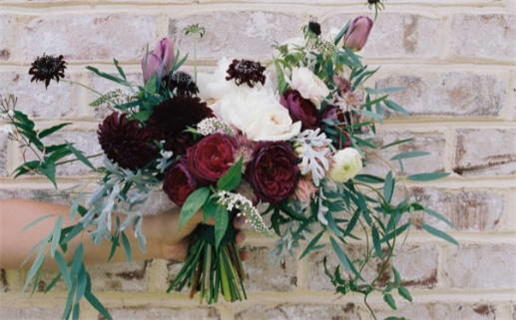 属鼠的男的和属鼠女的(属鼠的男的和属鼠女的相配吗)