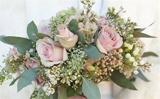 1985年五行属什么命_1985年牛五行属什么命