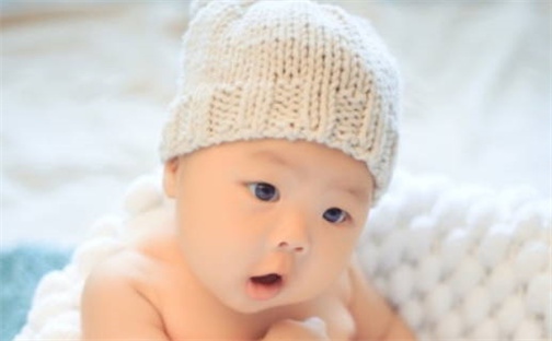 周姓女宝宝名字精选：2026年04月05日生辰八字起名技巧